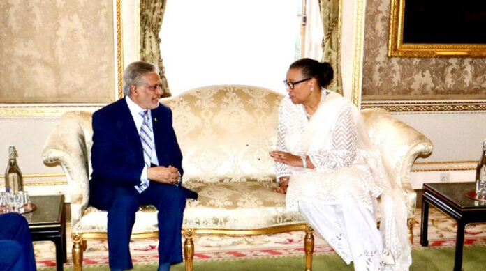 DPM reaffirms Pakistan readiness to promote intra-Commomwealth trade, advancing agenda
