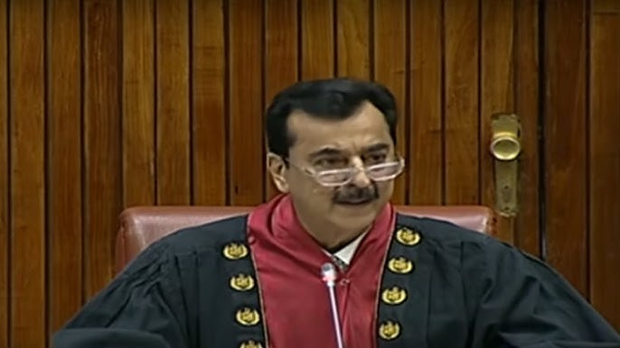 Gilani attends Chehlum of Jamshaid Shah