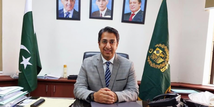 PM Coordinator appeal traders to join tax net