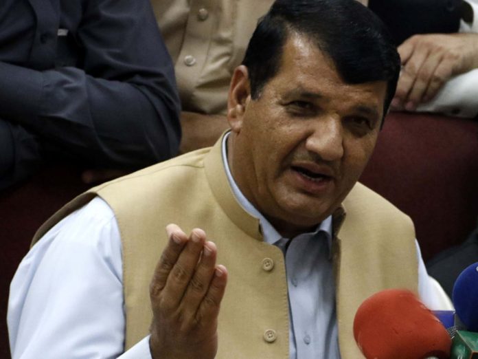 Muqam urges KP CM to focus on governance, address public issues