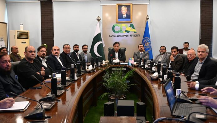 Chairman CDA meets with investors to discuss open auction of hotel plots