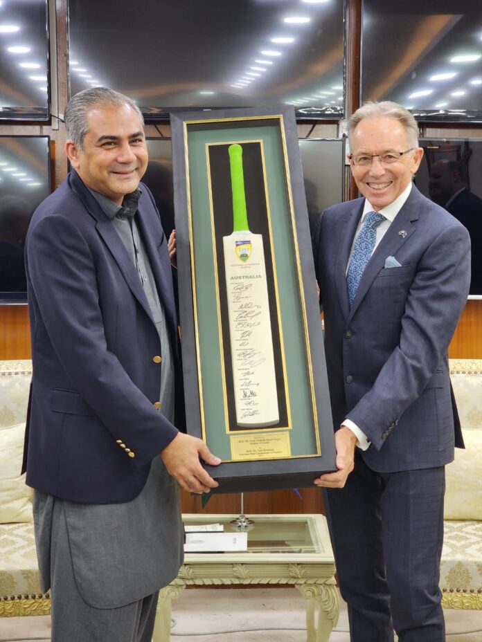 Minister Naqvi meets Australian High Commissioner