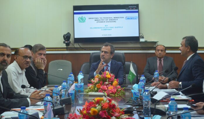 Govt maintains zero tolerance policy towards power pilferage: Awais Leghari