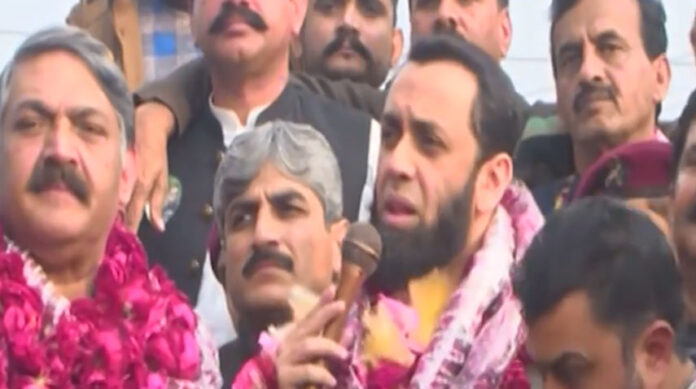 Tarar pledges rights at inaugural ceremony of Sasta Christmas Bazaar