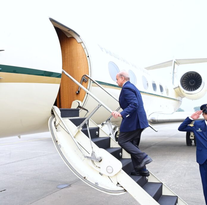 PM Shehbaz departs for a two-day Saudi visit to attend FII conference
