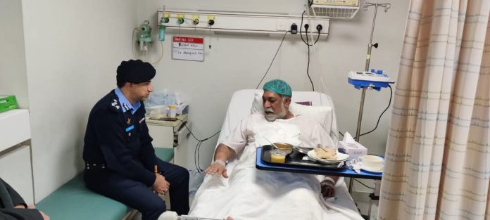 DIG Headquarters visits hospital to inquire after SP Security