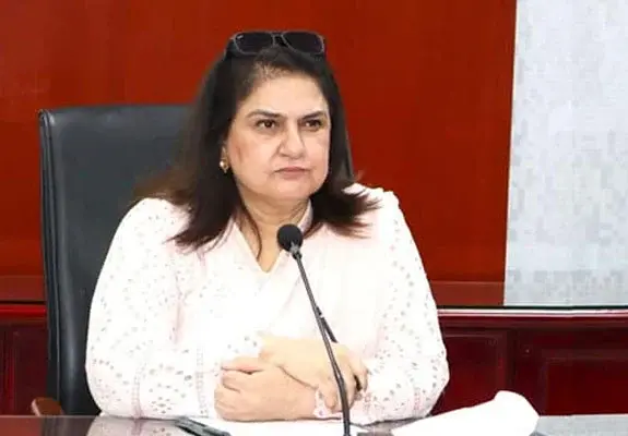 Rubina Khalid conducts surprise visit to BISP payment campsite, One Window Center