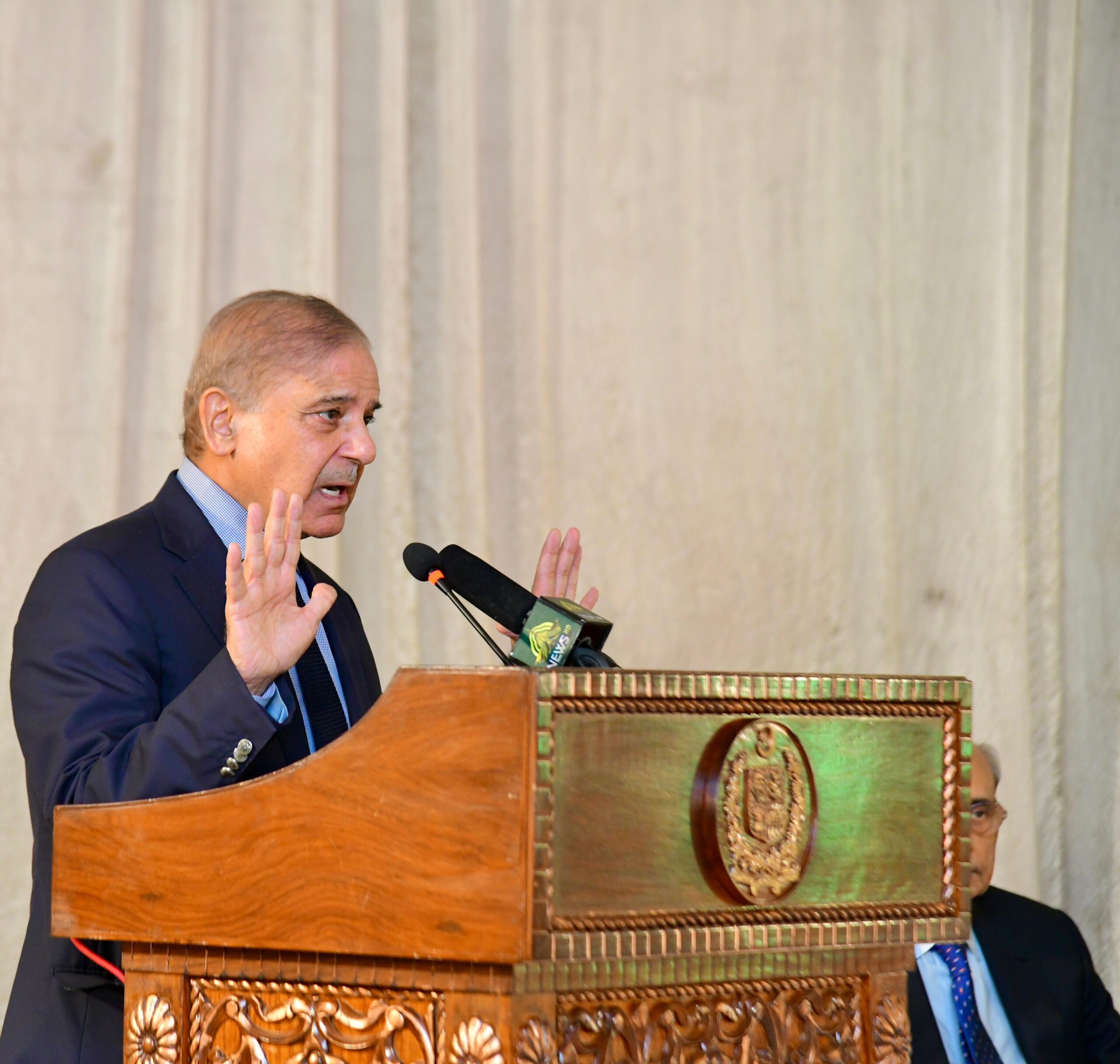 PM assures all-out support to Saudi investment