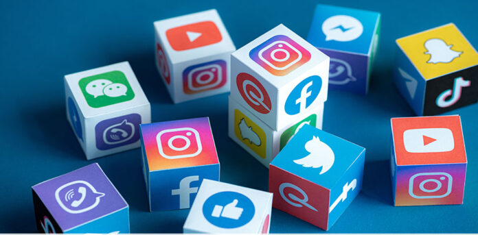 Pakistani students asked to use social media for Kashmir freedom