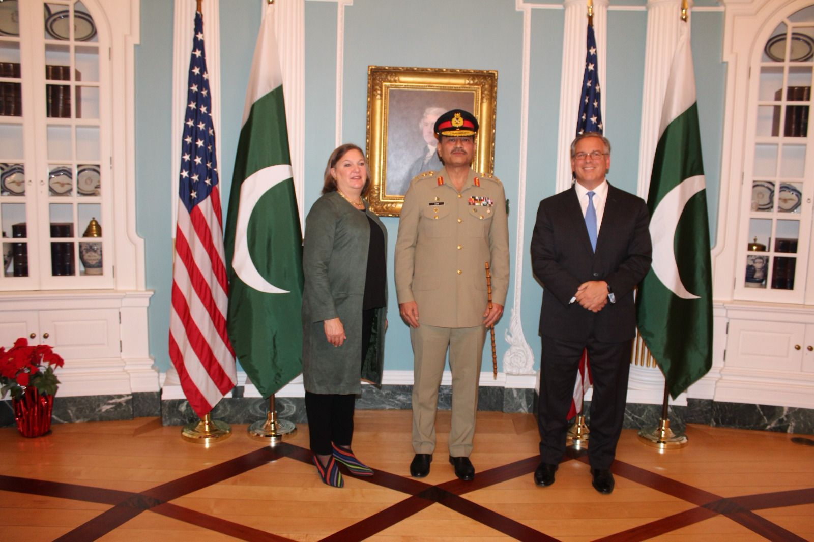 Army Chief calls on key US govt, military officials during ongoing visit