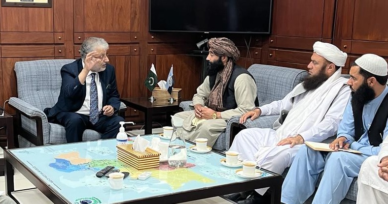 Afghan delegation calls on Chairman HEC