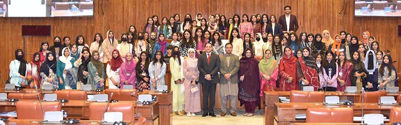 GCWU delegation visits Parliament House