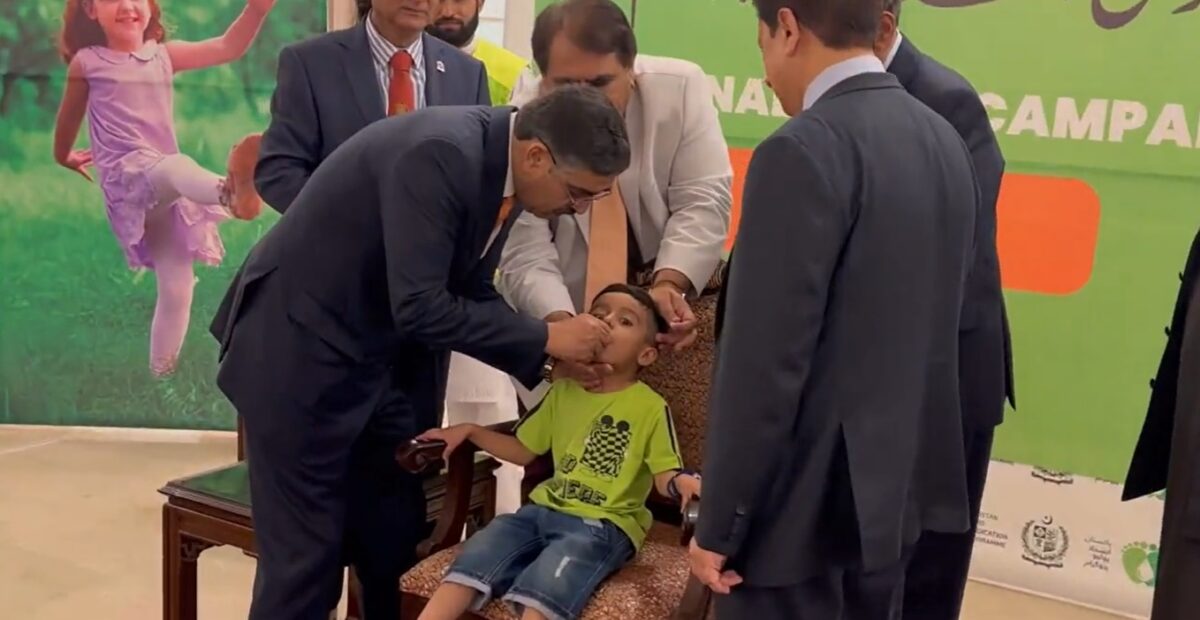 PM launches anti-polio vaccine drive targeting 44 mln children