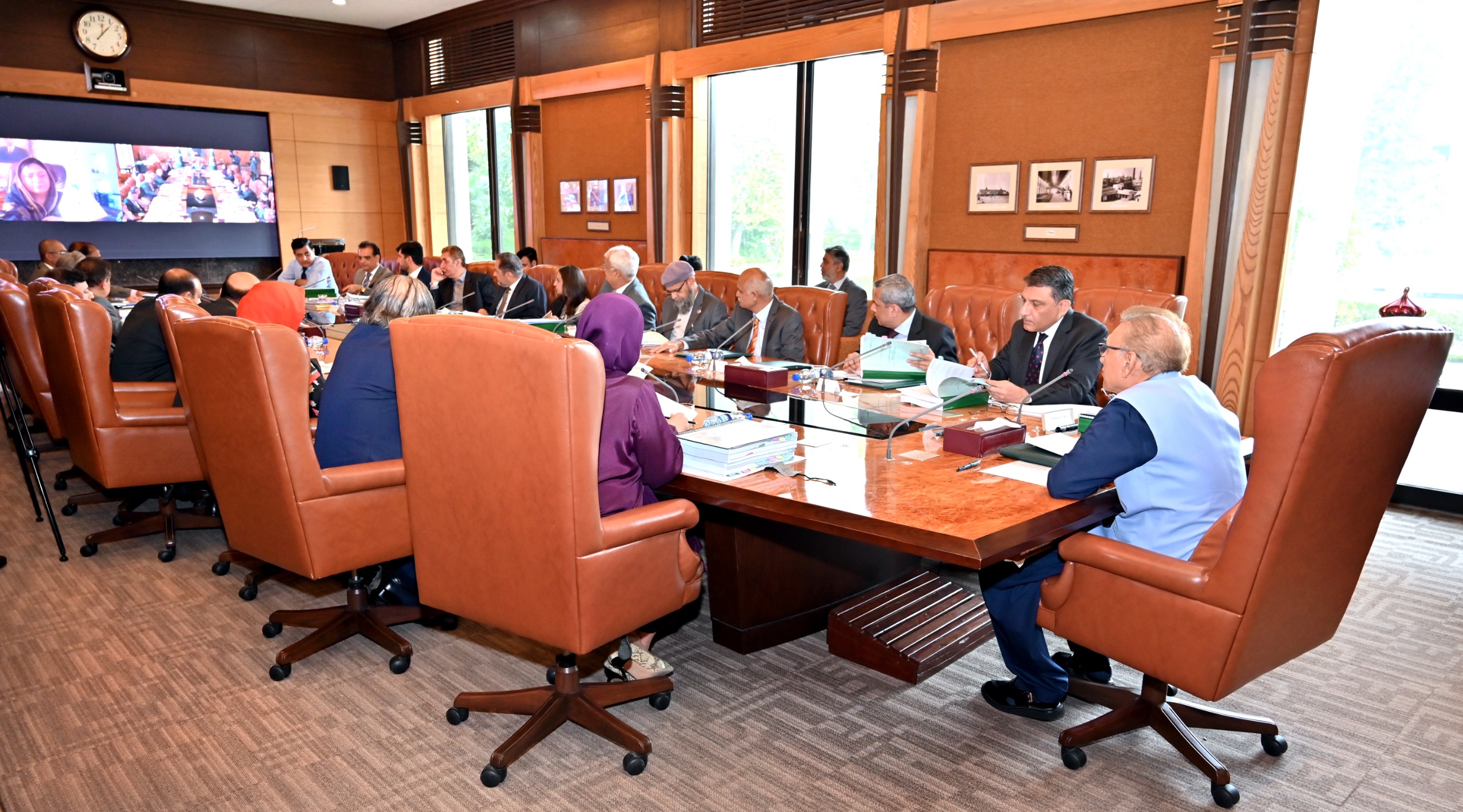 President for regular senates’ meetings of universities; filling of vacancies