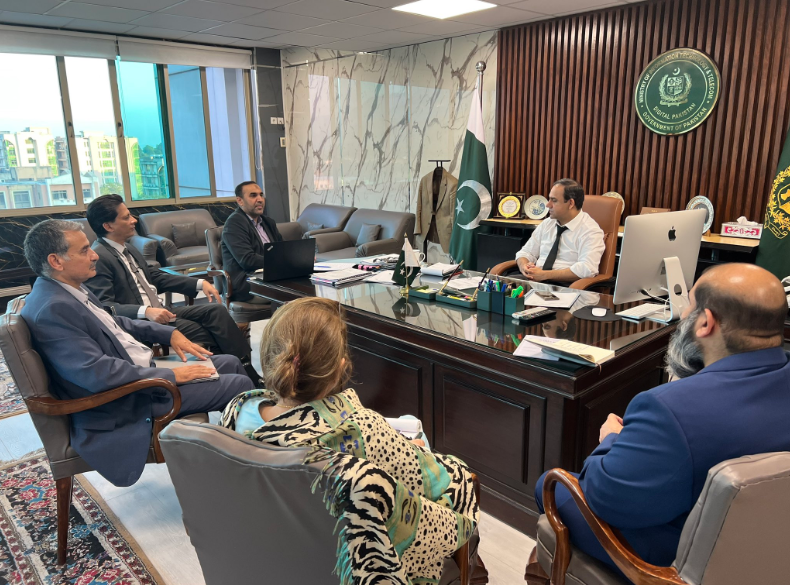 IT Minister chairs cybersecurity meeting
