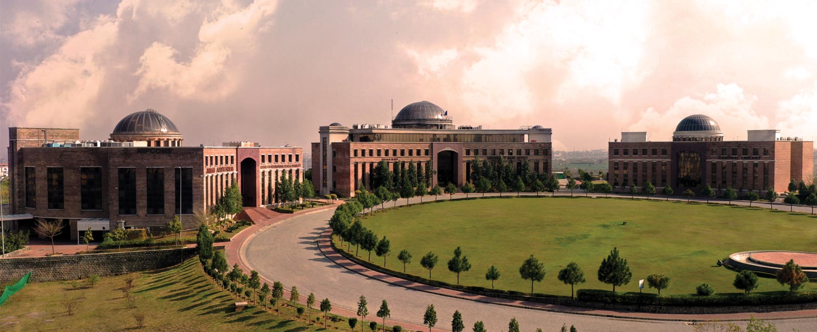 Saudi Arabian NDU delegation visits NUST