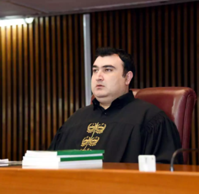 Zahid Akram directs Interior ministry to renew all old armed licenses