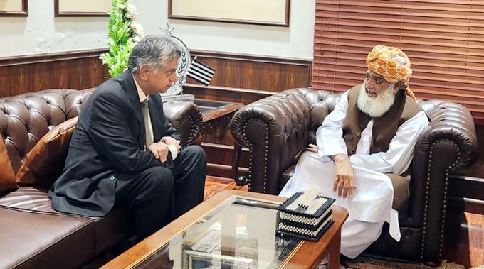 Solangi reiterates caretaker govt’s resolve for in time & transparent elections